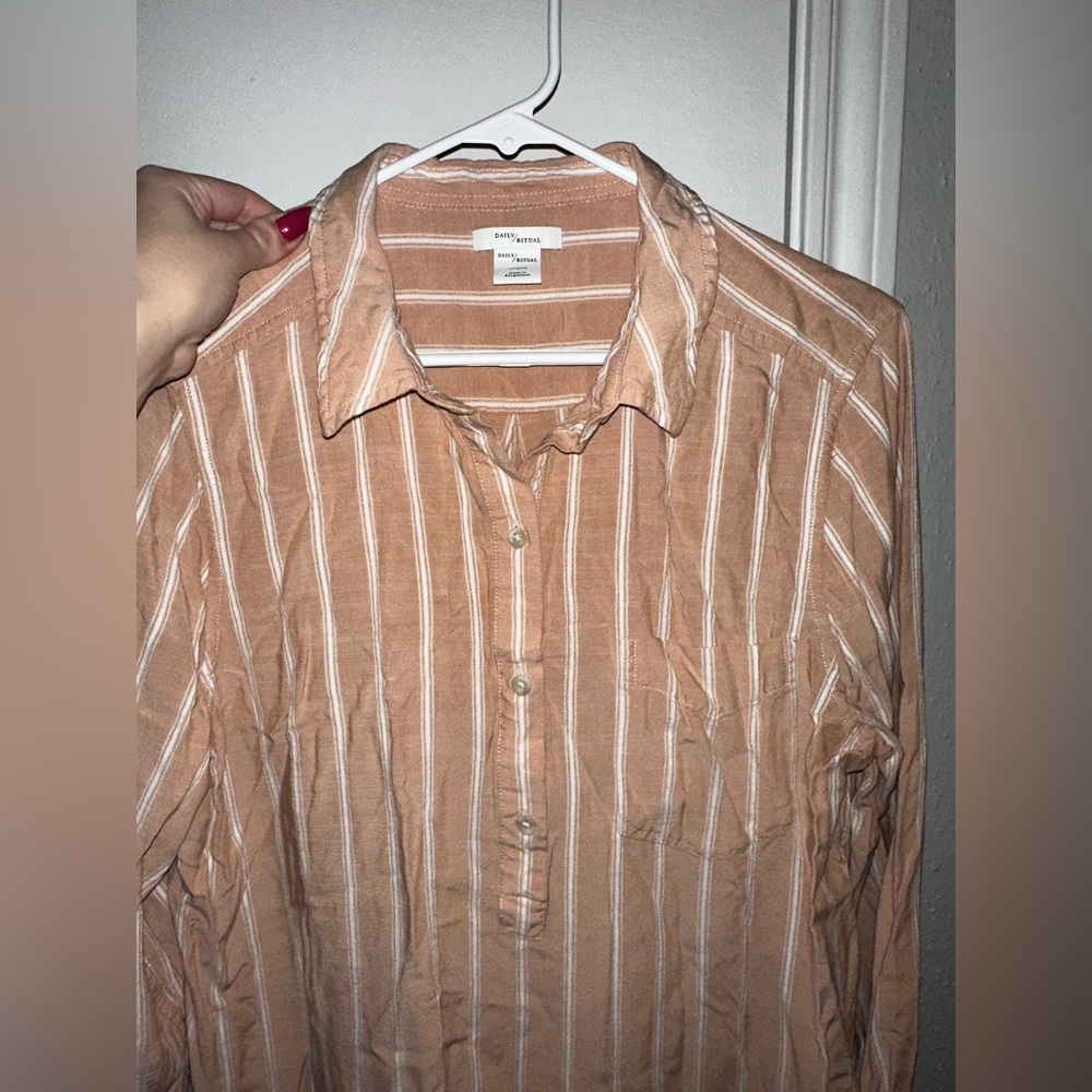 Daily Ritual lightweight shirt - Picture 2 of 5